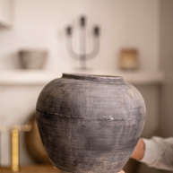 Luxe B Co - Vintage Porto Porcelain Pot Medium 