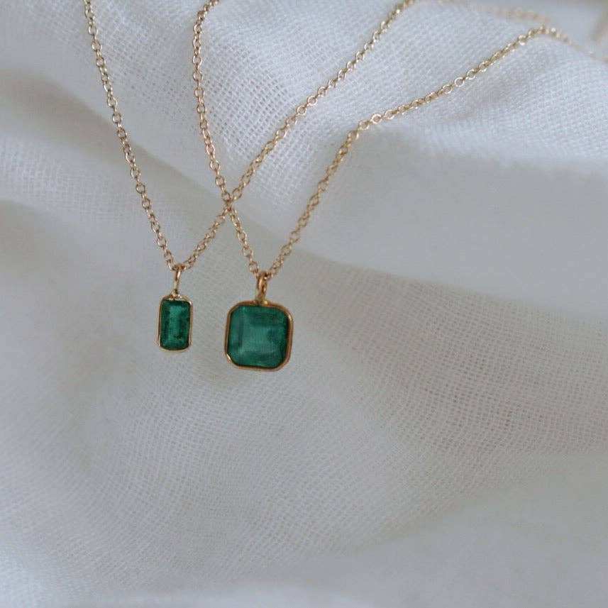 Emerald Octogon Pendant Necklace in Sold 14k Gold 