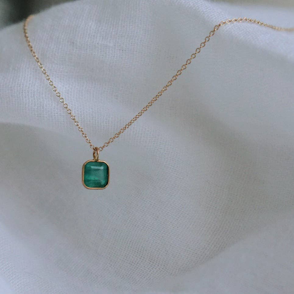 Emerald Octogon Pendant Necklace in Sold 14k Gold 