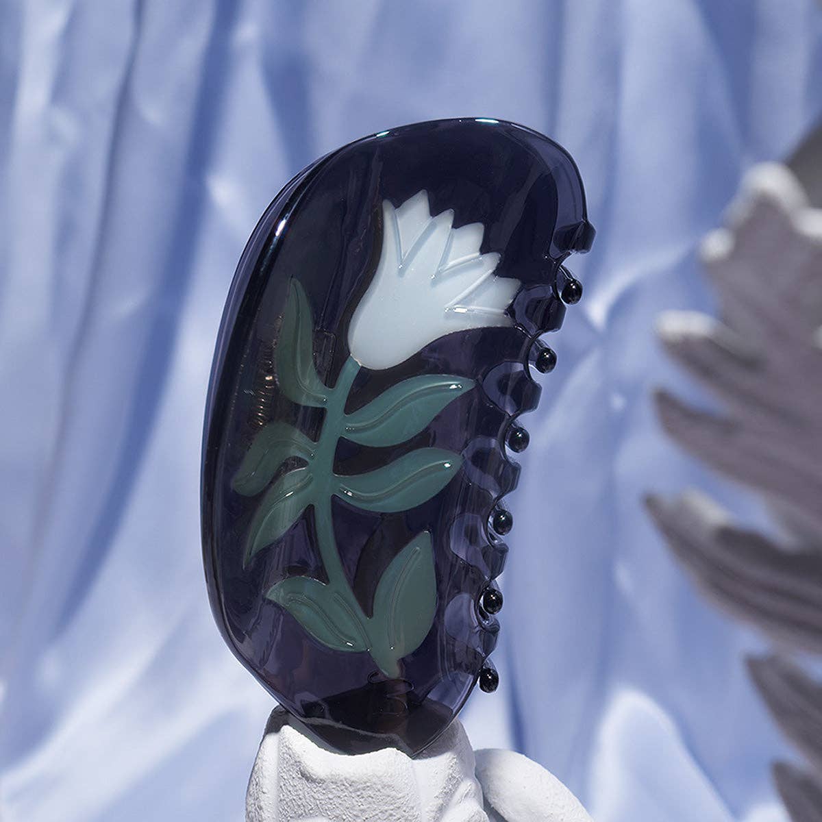 Belladonna Floral Hair Claw