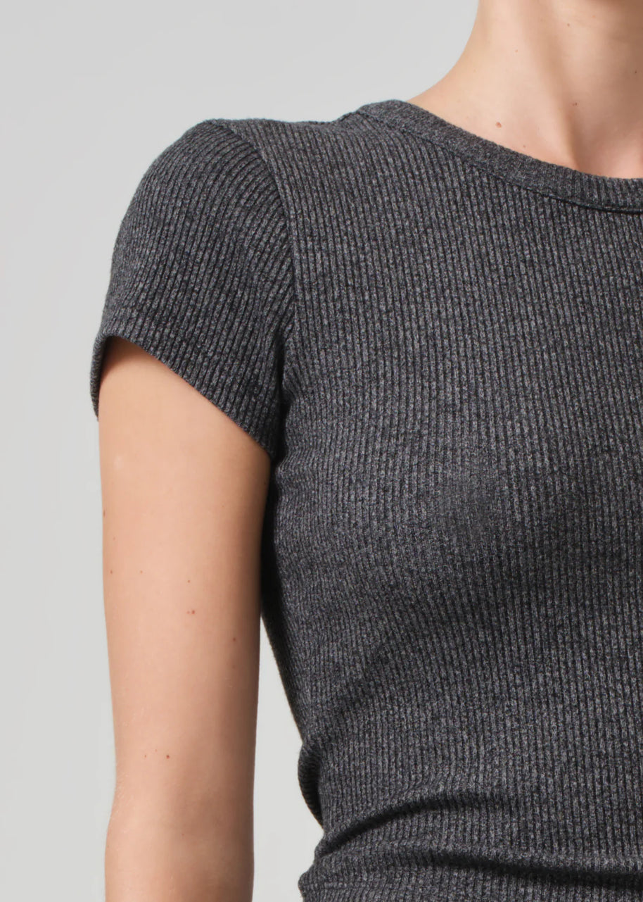 citizens of humanity nello tee in black - fitted tee in heathered black - close fitting rib tee