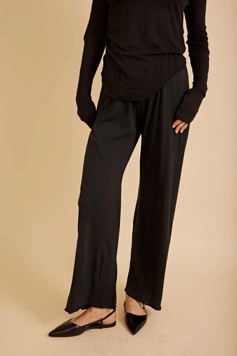 All Three Naomi Lounge Pant Black Thin Sweatpants