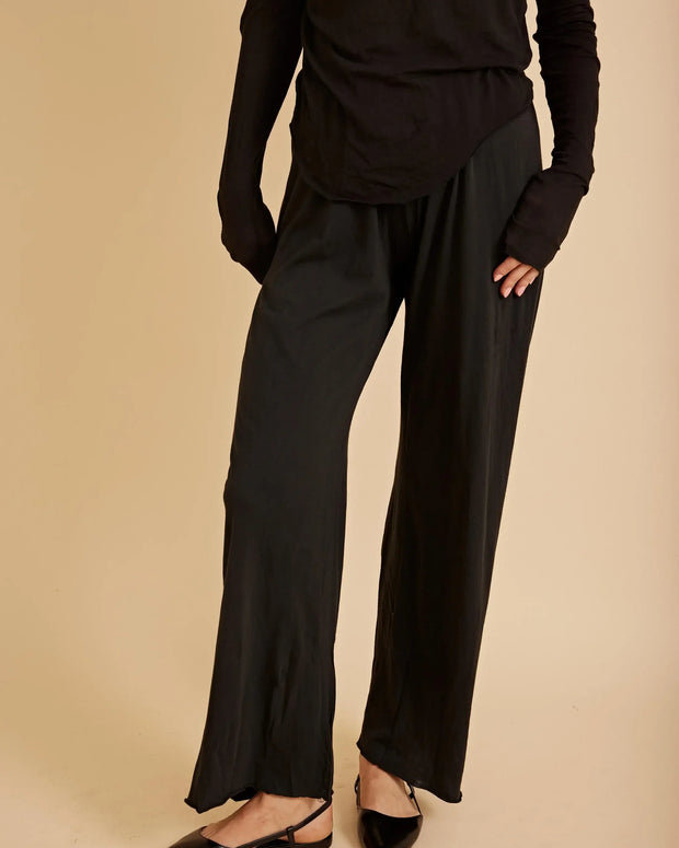 All Three Naomi Lounge Pant Black Thin Sweatpants