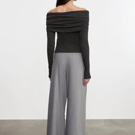 Cashmere L/S Off-Shoulder Top | Charcoal