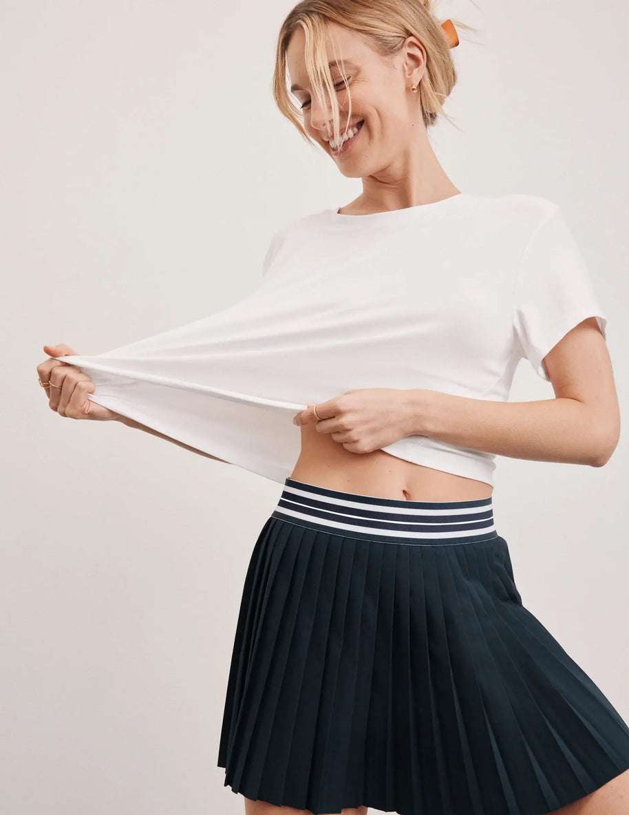 Beyond Yoga Featherweight Supreme Cropped Tee in Cloud White 
