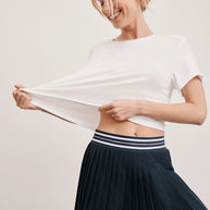 Beyond Yoga Featherweight Supreme Cropped Tee in Cloud White 