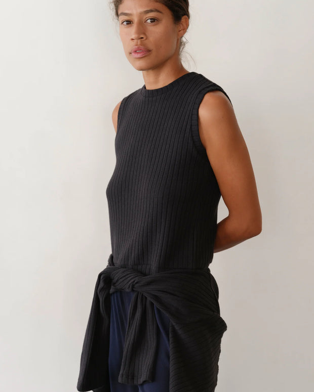 The Sweater Rib Shell | Jet