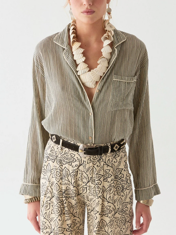 Maison Hotel Dodo Blouse in Bidart Marine