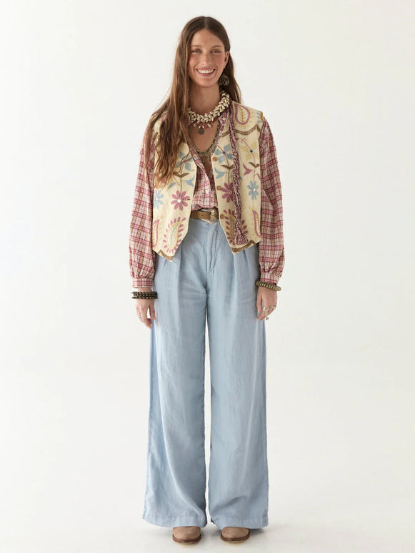 Kansas Vest | Macaron