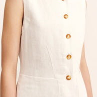EMMAVEST_ivory_posse_possethelabel_whitegillet_possevestinwhite