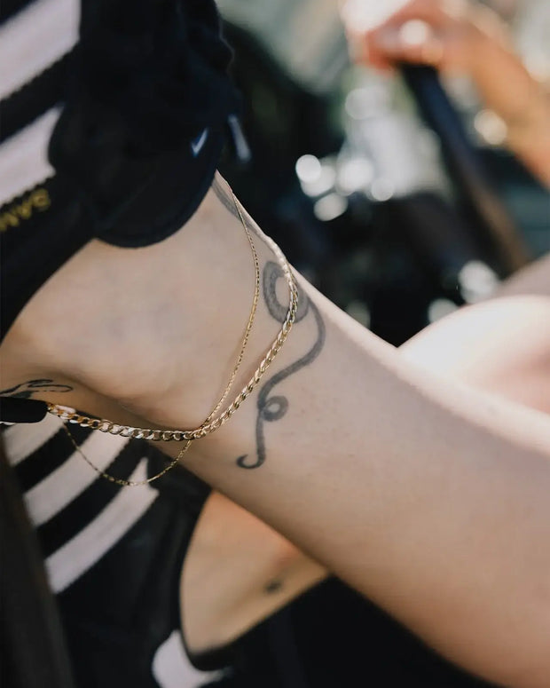 Loren Stewart Baby Sol Valentino Anklet Thin Gold Anklet