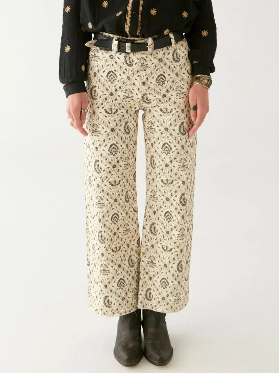 Maison Hotel Lulu Pant in Java Vanilla