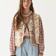 Kansas Vest | Macaron