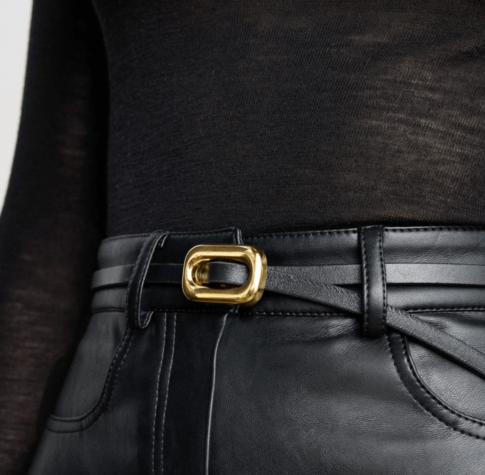 Venura Belt | Black & 24k Gold