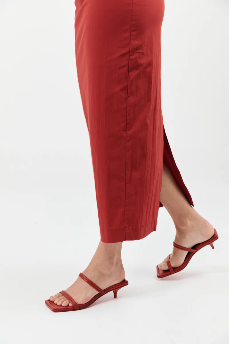 St. Agni Fine Strap Kitten Heel Red