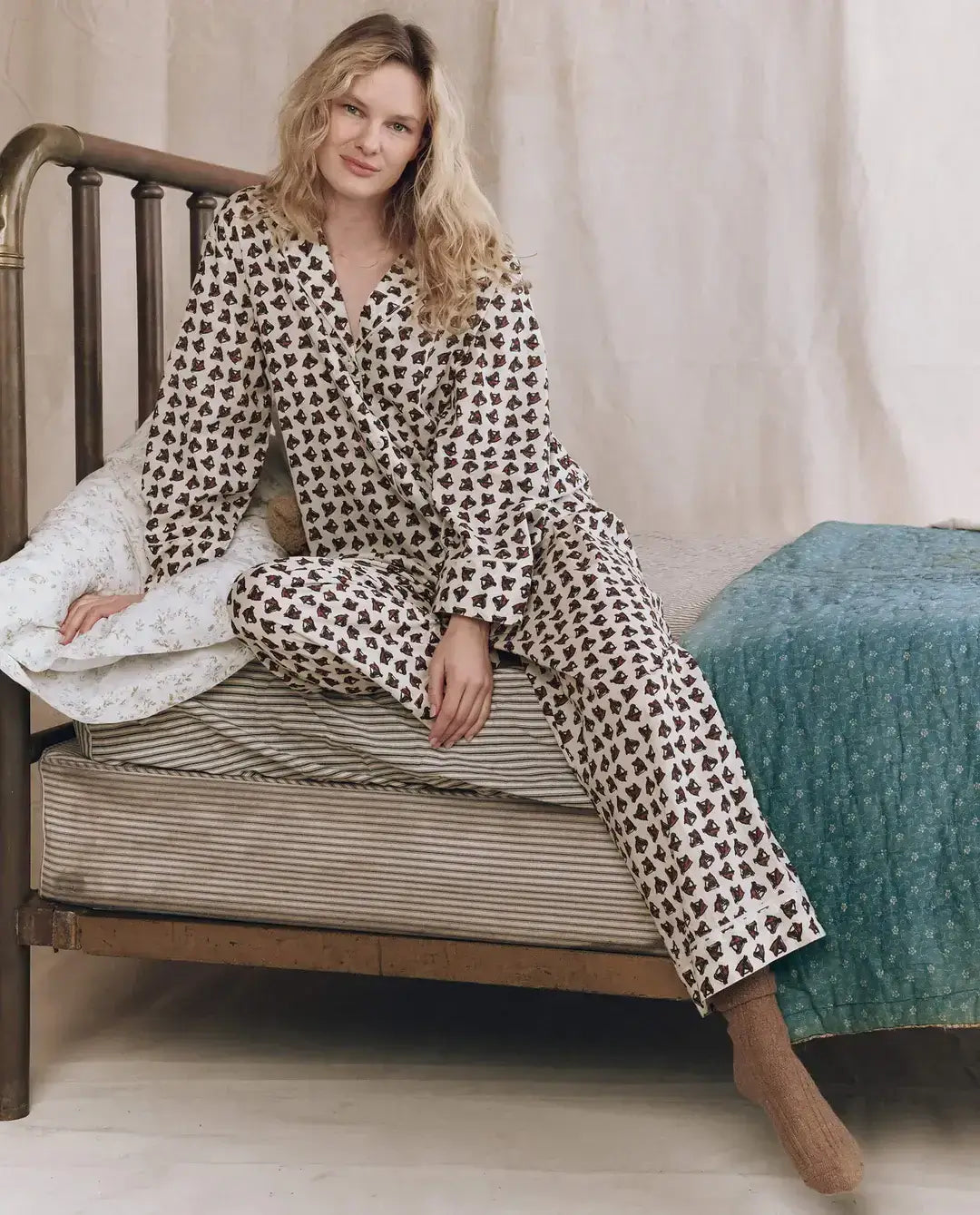 The Pajama Shirt Cream Horse Medallion