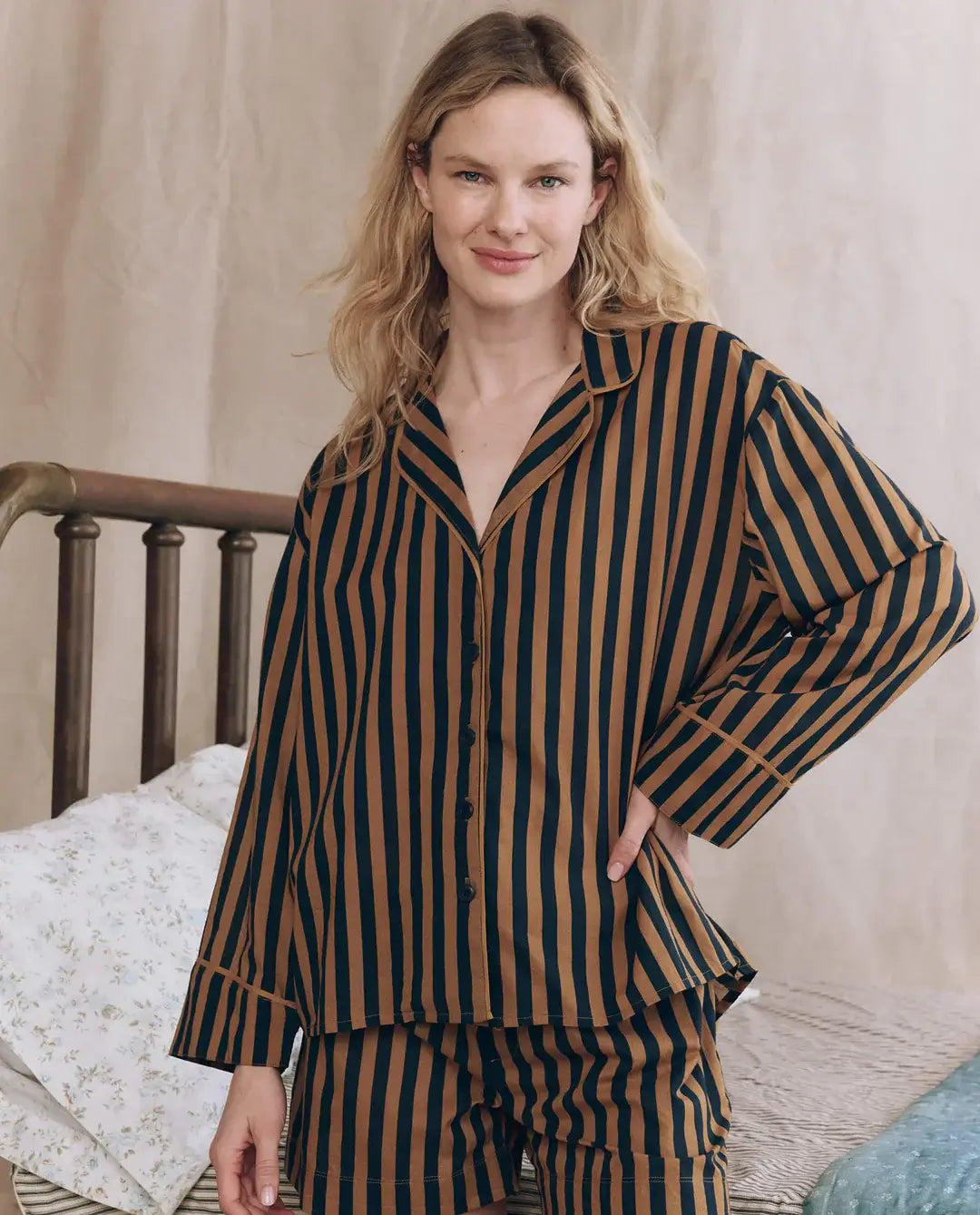 The Pajama Shirt in Club Stripe The Great 