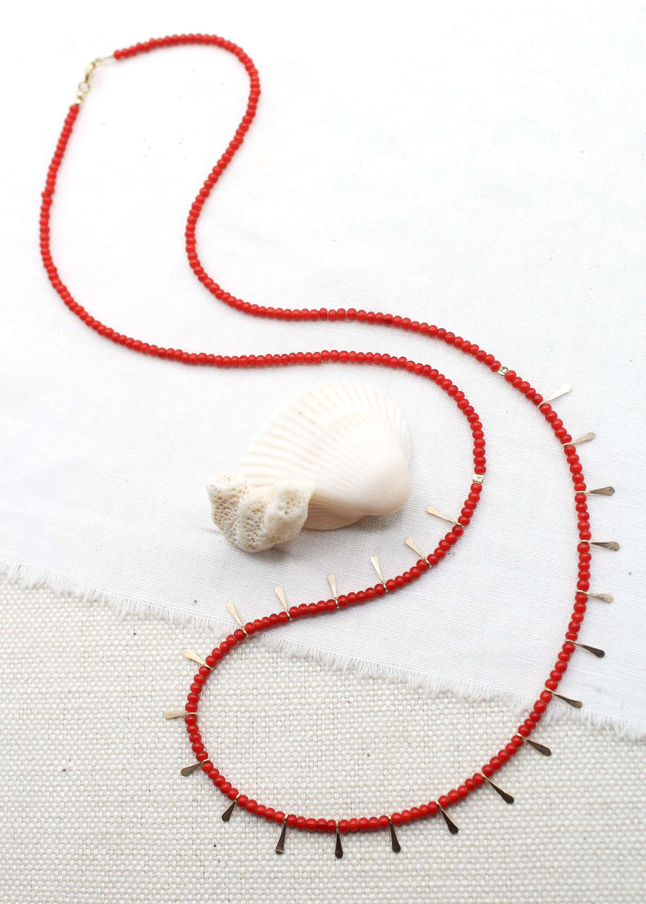 The Swellife Red Komodo Fringe Necklace 