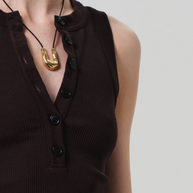 citizensofhumanity_citizensofhumanitycaralyntank_caralyntank_chocolatetank_buttontank_ribbedtanktop_buttonfront_staple_rib_formfitting