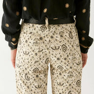 Maison Hotel Lulu Pant in Java Vanilla
